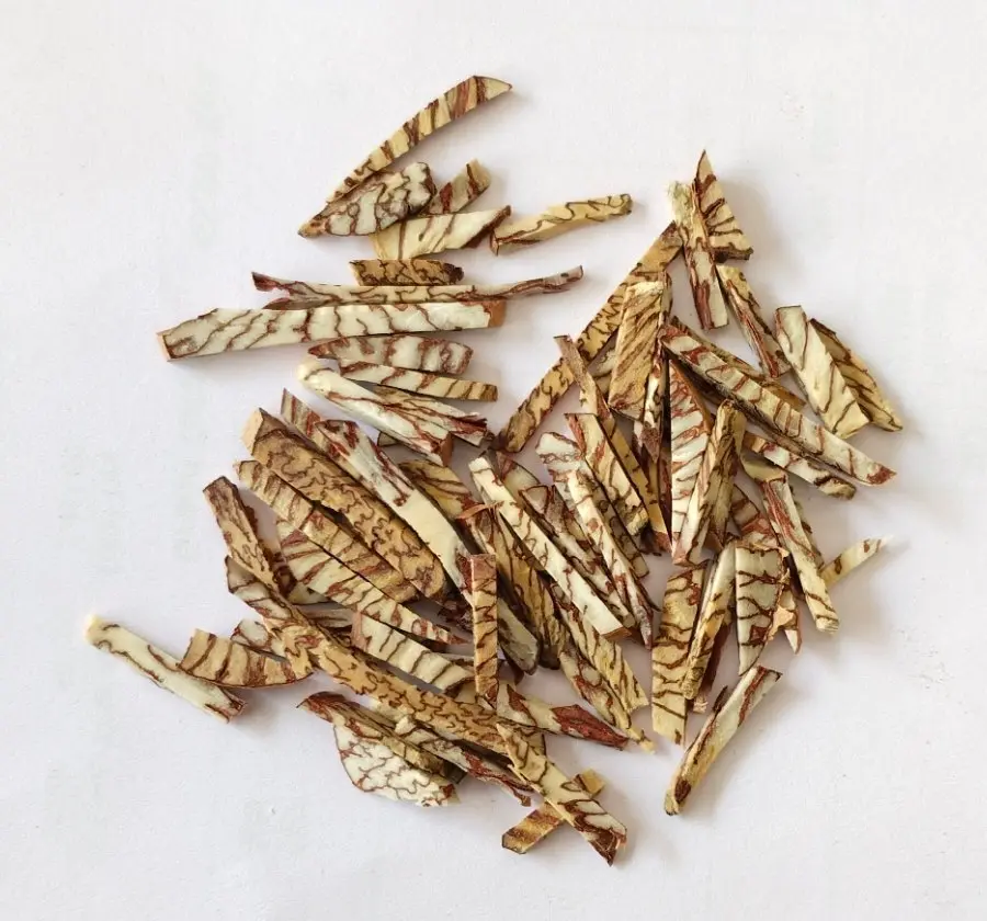 fine cut betel nut.webp